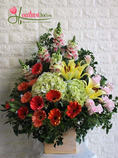Congratulation flowers - Traditional style